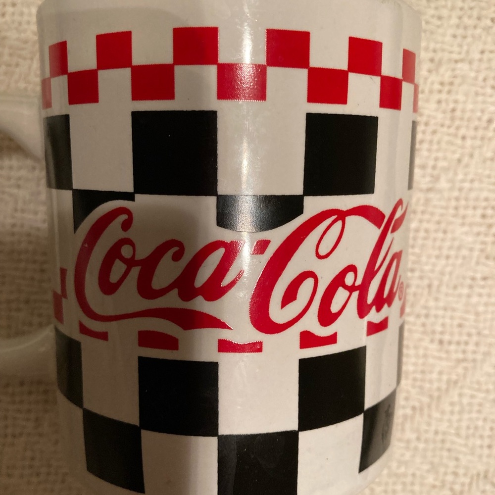 Coca Cola Mug - Picture 3 of 5